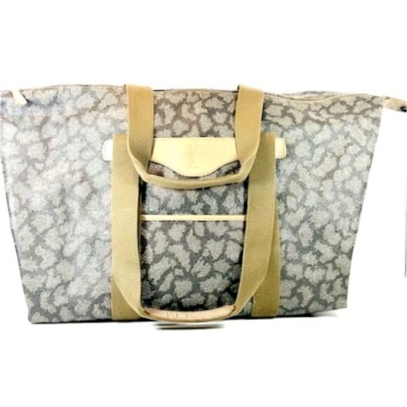 Yves Saint Laurent Travel Bag & Clutch - Picture 4 of 9